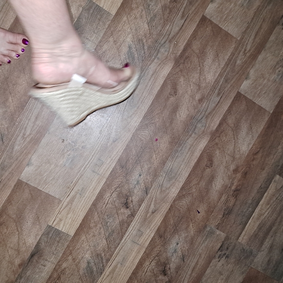 NEW Juicy crystal wedge sandals - Picture 3 of 5